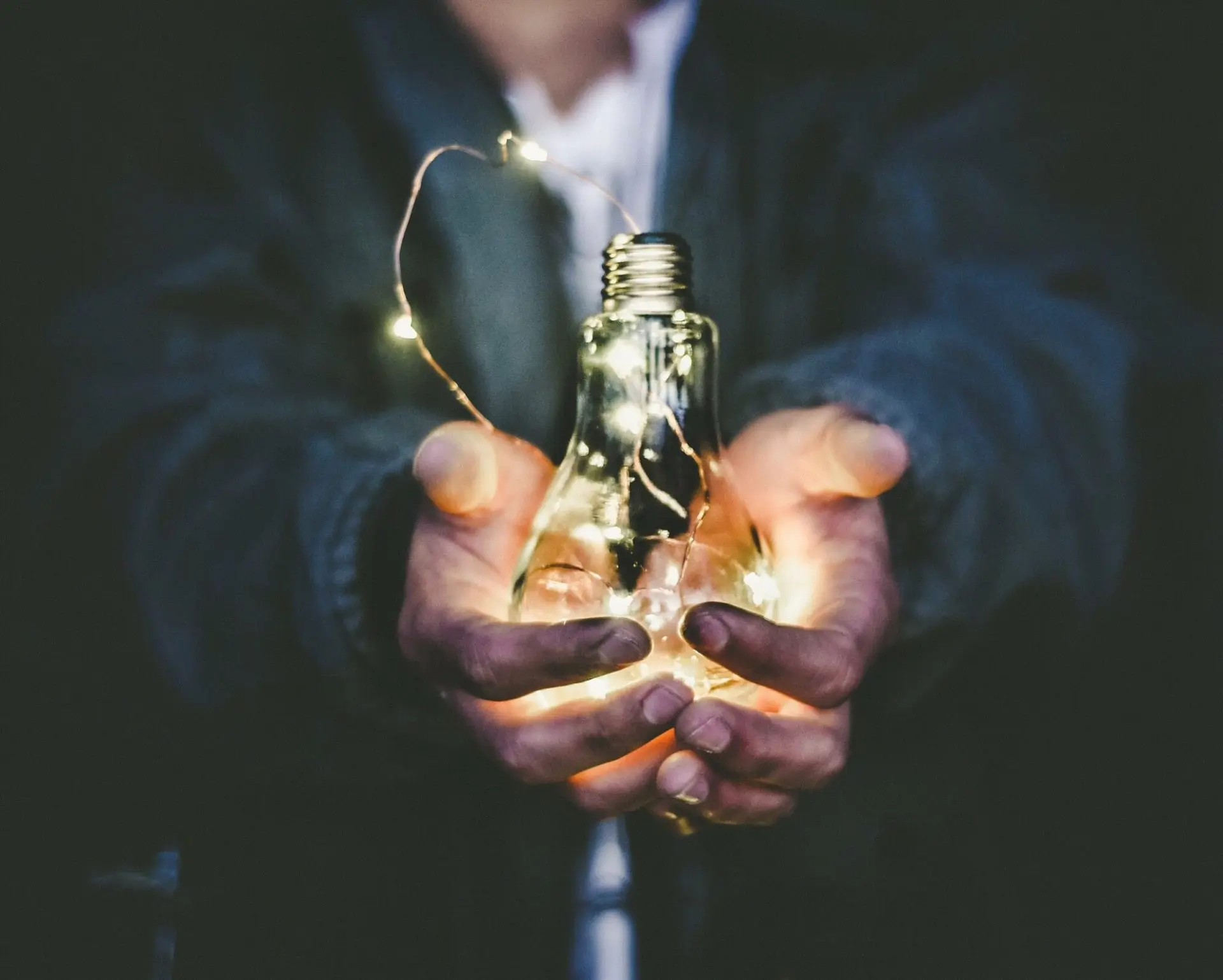 light_hand